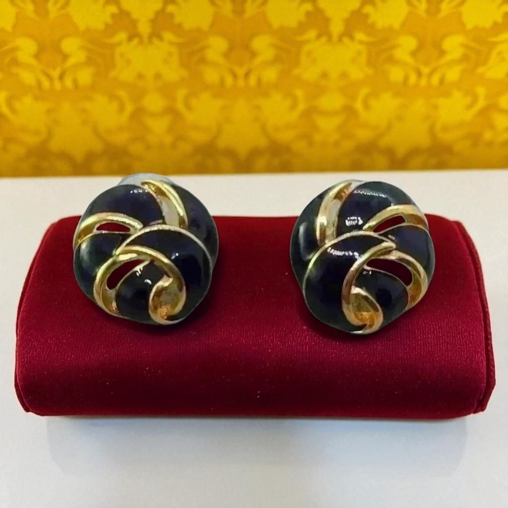 Vintage S.A.L Black Gold 2 Tones Clip-On Earrings